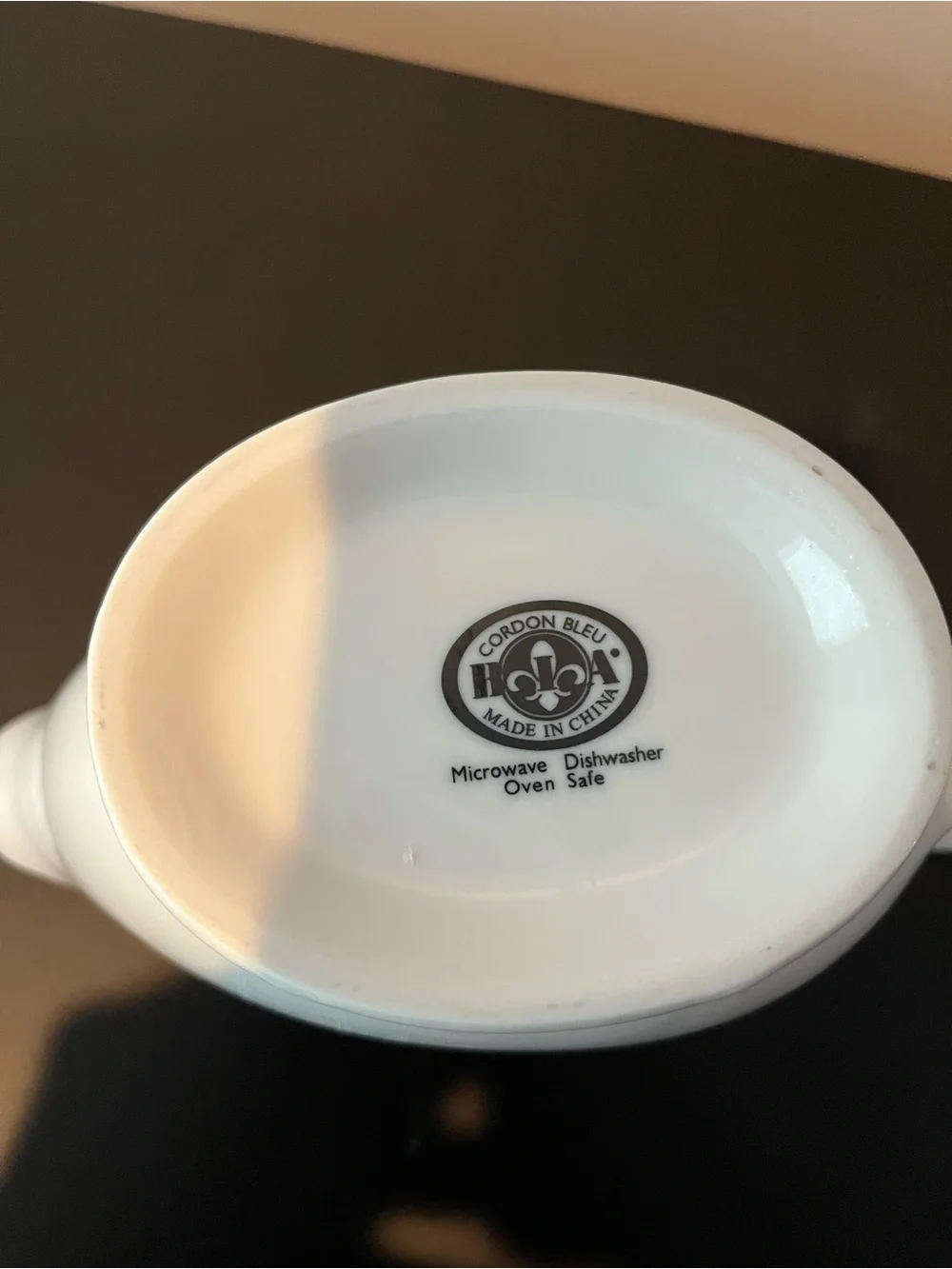 Cordon Bleu Ceramic Gravy Boat White Glossy Oval Microwave Dishwasher Oven Safe